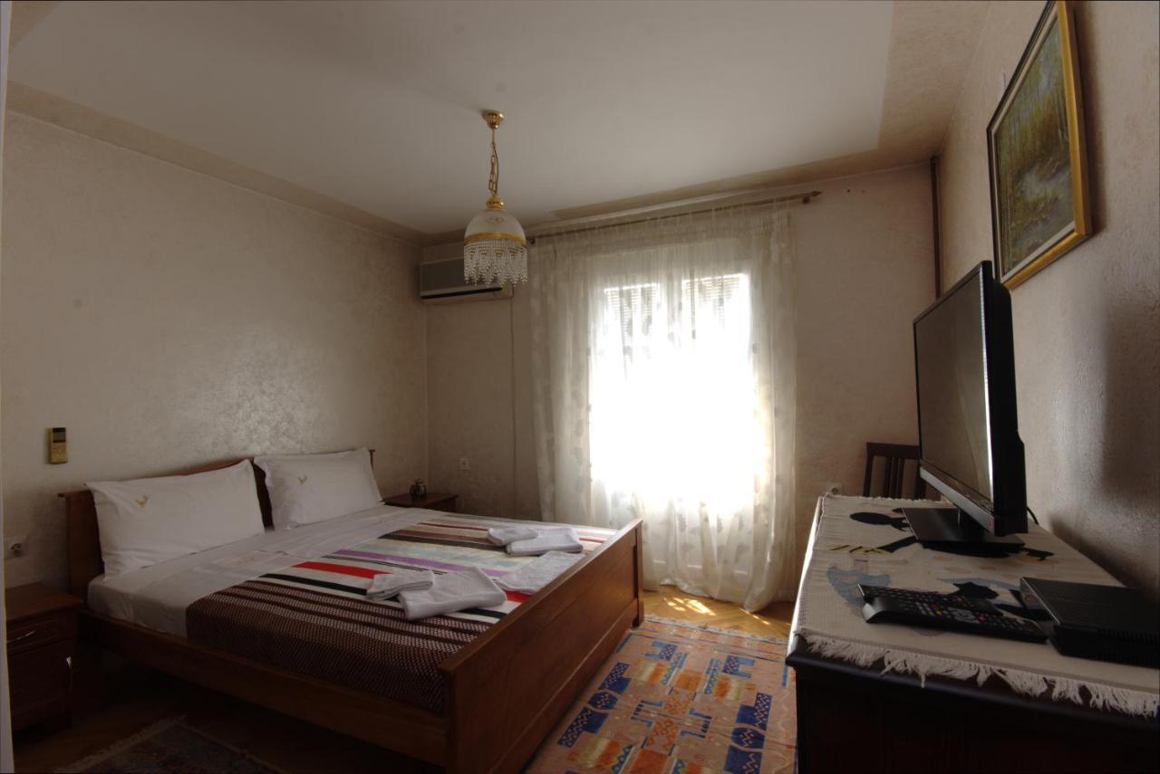 Apartments Astel บาร์ ภายนอก รูปภาพ